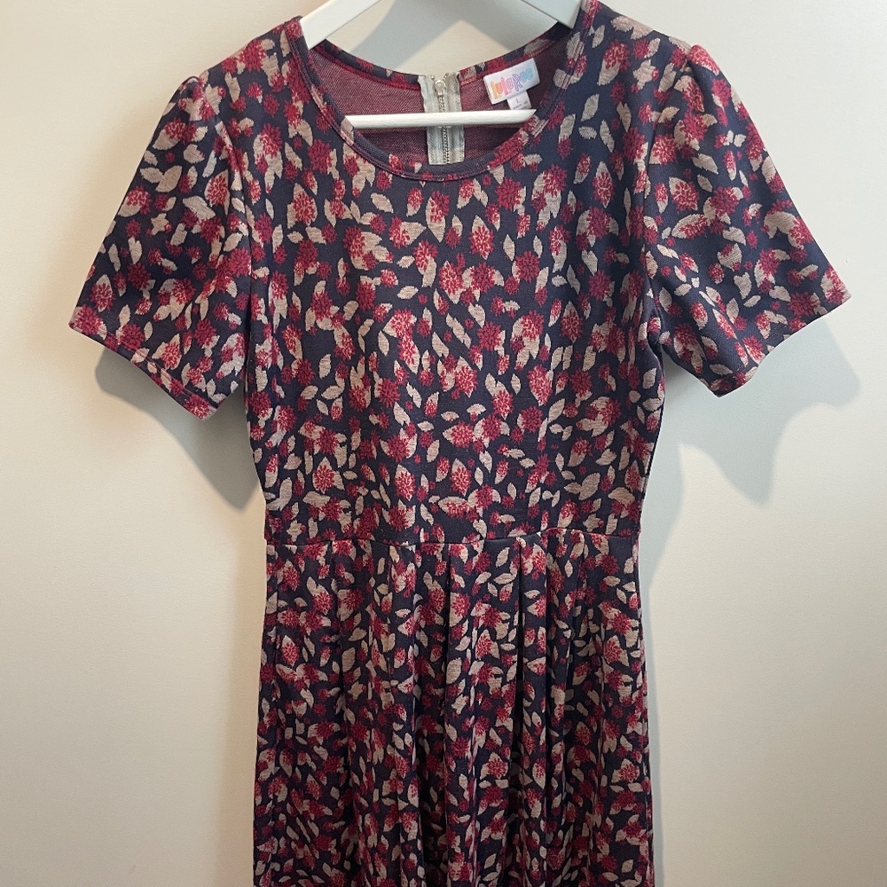 Fit and flare dress with pockets size L